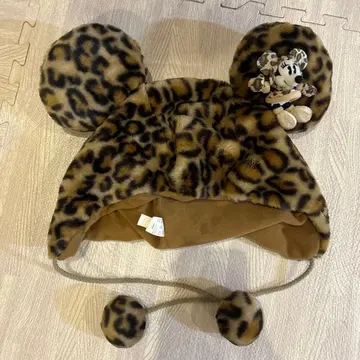 레오파드 무늬 팬캡