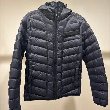 네이비 퀼팅 다운 자켓 후드 부착