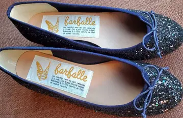 라스트 특별 가격 farfalle 네이비 글리터 23.5cm 일본제