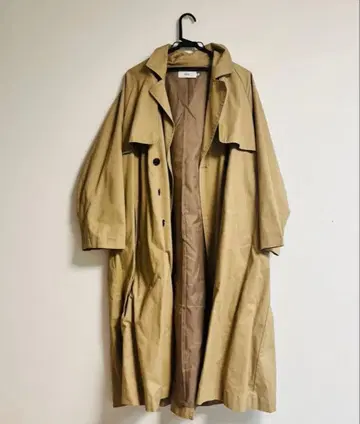 아즈르 트렌치코트