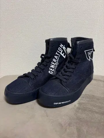 [ 새상품 ] EMPORIO ARMANI 데님 하이컷 스니커즈