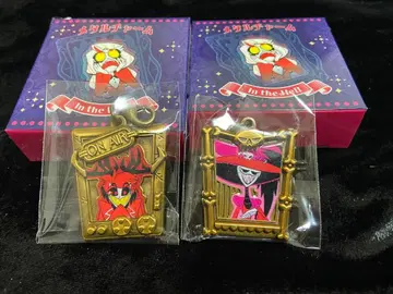 해즈빈 호텔 메탈 참 알래스터 & 로지