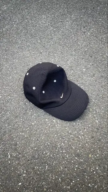 00s Nike black 로고 cap 은 택 심플