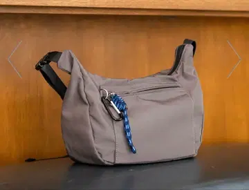 글로벌 워크 발수 경량 숄더백 차콜 그레이