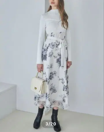 머큐리 듀오 플라워 도킹 롱 슬리브 원피스