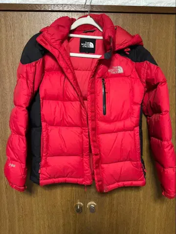 THE NORTH FACE 다운 자켓 700 레드/블랙