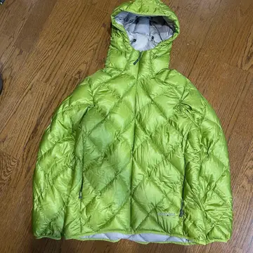 mont-bell 라이트 알파인 다운 파카 카츠키 착용