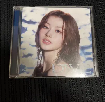 TWICE JAPAN 5th ALBUM [ DIVE ] SANA반