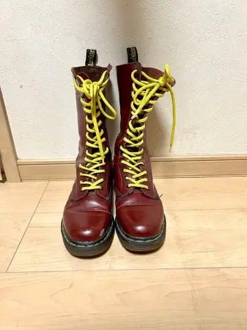 닥터 마틴 빨간색 옐로우 컬러 하이컷 부츠 14홀 25cm