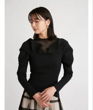 snidel 데콜테 시스루 도킹 니트 풀오버