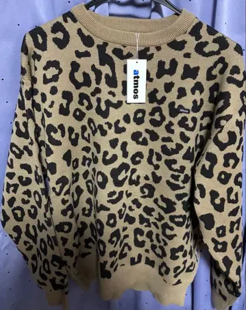 atmos 레오파드 무늬 니트 스웨터