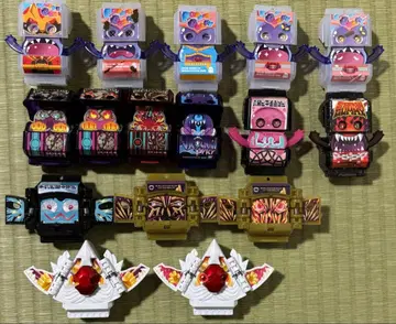 가면라이더 가브 고치조 묶음 판매 (표정 차이 있음)