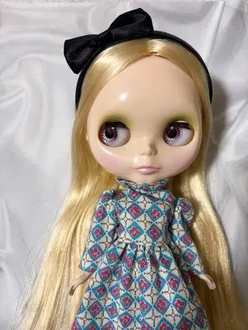 네오 브라이스 레트로 맥시 길이 원피스 아웃핏