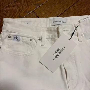 가격 인하! Calvin Klein Jeans 화이트 데님 팬츠