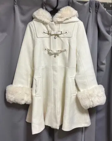 리즈리사 벨트 후드 코트