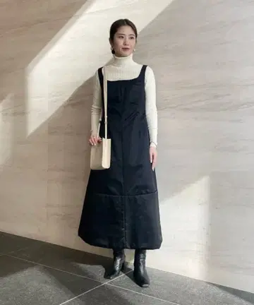 effe BEAMS 스펀지 헴 원피스