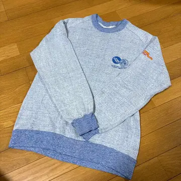 DESCENTE NCAA 맨투맨 트레이닝복 그레이