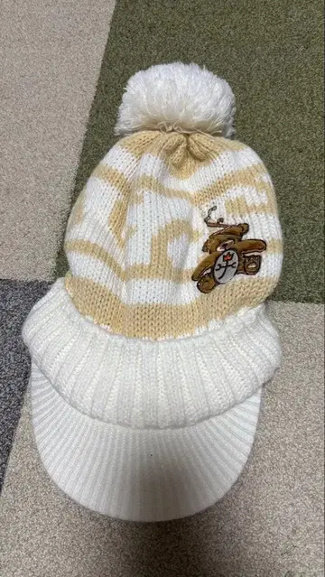 CASTEL BAJAC 니트 모자 캡 화이트 베이지