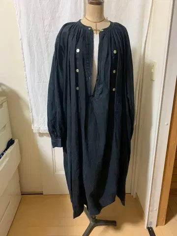 ANTIQUE 앤티크 / BIAUDE (BLACK INDIGO)