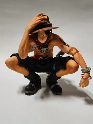 에이스 피규어 2체 세트