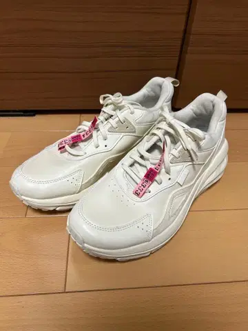 [ 클리닝 완료 ] PUMA 통굽 스니커즈