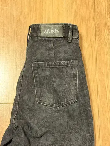 Afends 블랙 데님 팬츠 24 오가닉 코튼 올 패턴