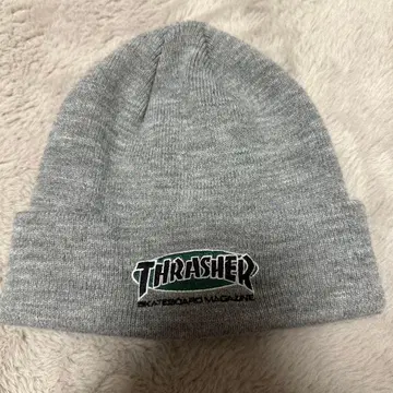 THRASHER 그레이 니트 모자