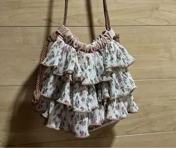 merry jenny 프릴 숄더백