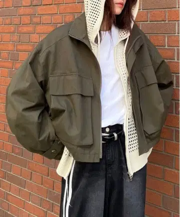 [ Chikashitsu+ ] 크롭 포켓 봄버 자켓