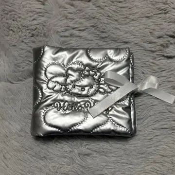 엔젤 키티 하트 퀼팅 콜렉트북