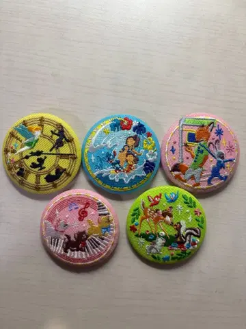 Disney Characters 자수 캔뱃지 비스킷 2