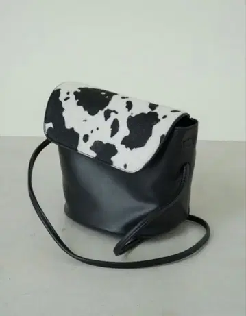 Kastane 카스타네 애니멀 숄더백