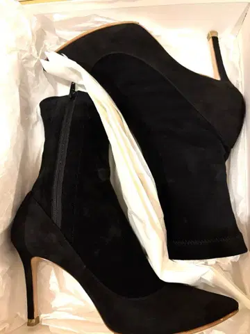 PIPPICHIC 피피시크 스웨이드 숏부츠 블랙 23.5