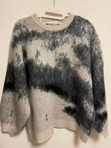 serace 루즈 실루엣 추상 샤기 니트