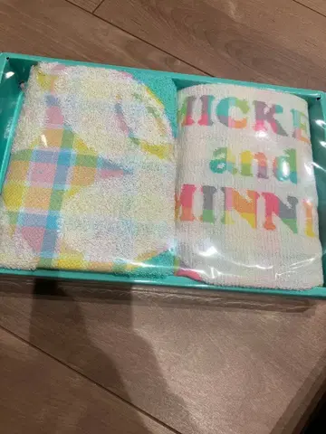 미키와 미니 페이스 타월 세트