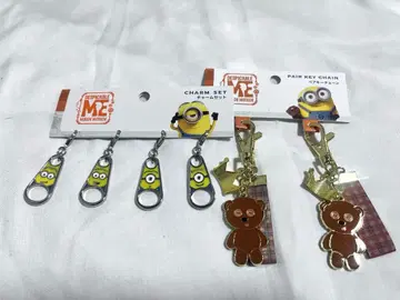 USJ 미니언 참 키체인 세트