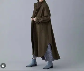 아두이트리스테스 롱 코트