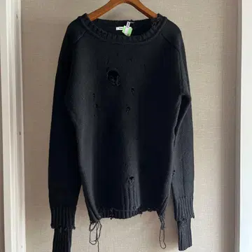 FUMIKA UCHIDA 후미카우치다 데미지 스웨터 니트