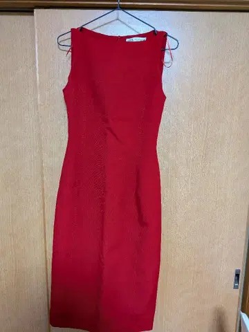 ZARA 레드 슬릿 롱 원피스