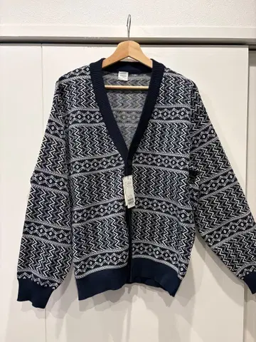 에디피스 가디건