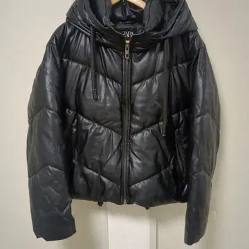 ZARA 블랙 인조 가죽 퍼퍼 자켓 S