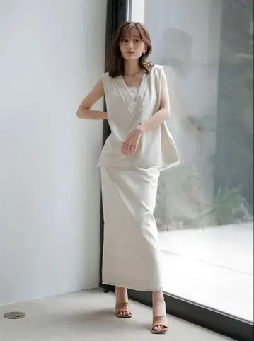 [ 새상품급 ] 린넨라이크 타이트 스커트 라이트 베이지 S 아뉴앙스