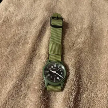 MWC 아날로그 손목시계 그린