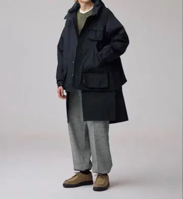 엔지니어드 가먼츠 x GU 패디드 쉘 파카 S 미개봉 네이비