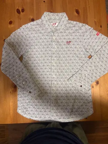 MASTER BUNNY EDITION 긴팔 셔츠 4