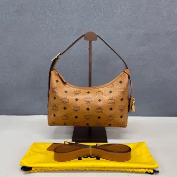 MCM 로고 프린트 숄더백a