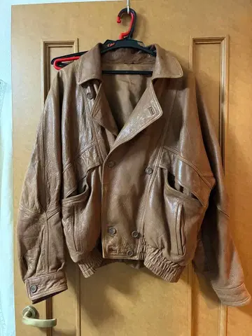 브라운 더블 브레스트 가죽 자켓