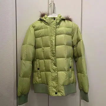 마모트 후드 부착 다운 자켓 라이트 그린