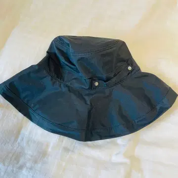 선배리어100 접이식 햇 블랙 완전 차광 시착만 한 상품