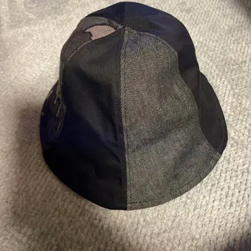 CA4LA HK PATCHY TULIP HAT 6